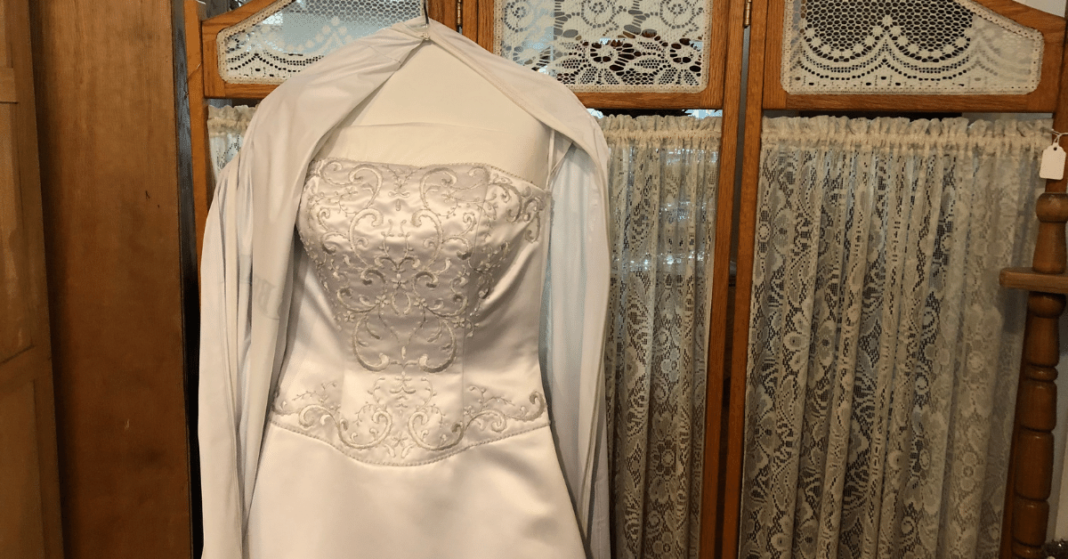 allie-wedding-dress